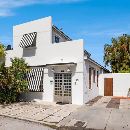 Casa Amor